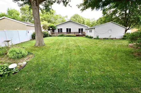 2124 Warwick Dr, Springfield, IL 62704 photo 4
