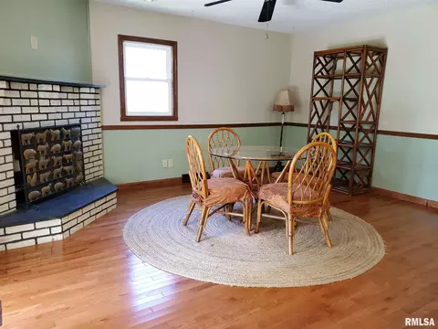 2020 Croydon Dr, Springfield, IL 62703 photo 9
