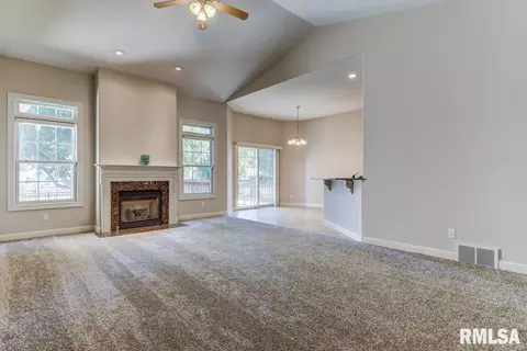 5301 Turnstone Rd, Springfield, IL 62711 photo 5