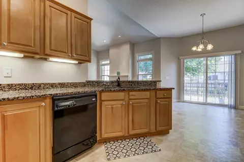 5301 Turnstone Rd, Springfield, IL 62711 photo 9