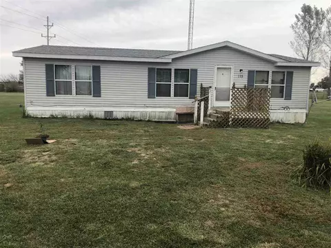 115 5th St, Manchester, IL 62663 photo 1