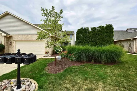 4812 Eagles Landing Dr, Springfield, IL 62711 photo 1