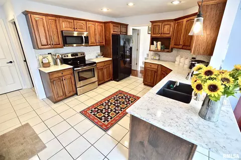 4812 Eagles Landing Dr, Springfield, IL 62711 photo 15