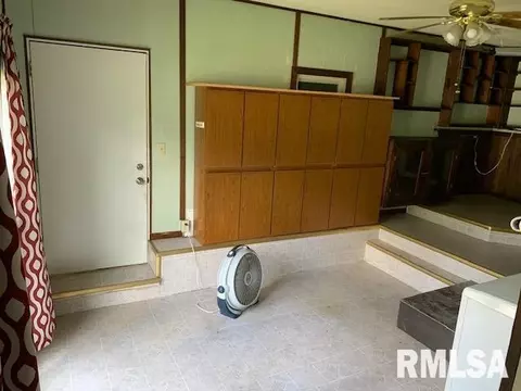 2900 Lyn St, Springfield, IL 62702 photo 10