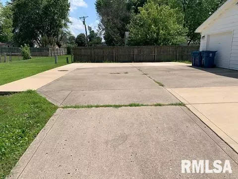 2900 Lyn St, Springfield, IL 62702 photo 16