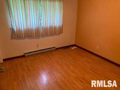 2900 Lyn St, Springfield, IL 62702 photo 8