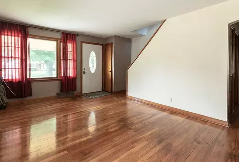 2420 S Pasfield St, Springfield, IL 62704 photo 6