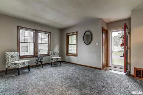 1509 W Capitol Ave, Springfield, IL 62704 photo 4