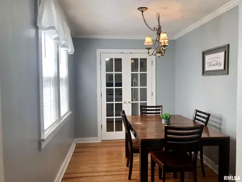 2012 S Bates Ave, Springfield, IL 62704 photo 13