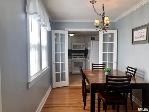 2012 S Bates Ave, Springfield, IL 62704 photo 12