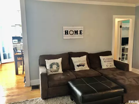 2012 S Bates Ave, Springfield, IL 62704 photo 9