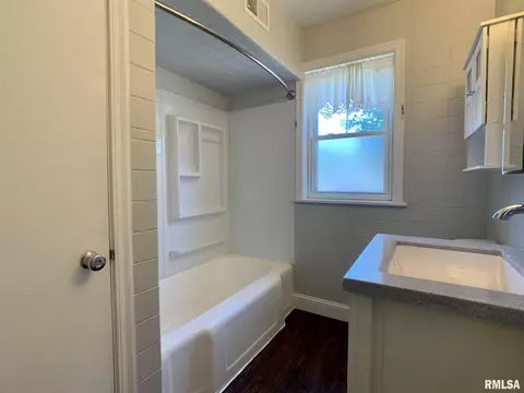 1828 Holmes Ave, Springfield, IL 62704 photo 20