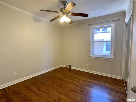 1828 Holmes Ave, Springfield, IL 62704 photo 9