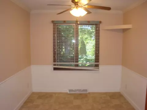 3305 Haviland Dr, Springfield, IL 62704 photo 6