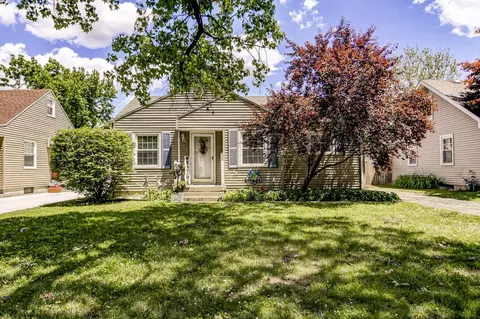 2224 S Pasfield St, Springfield, IL 62704 photo 1
