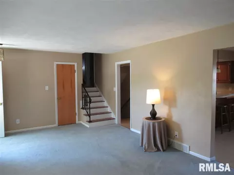 126 Collier Dr, Springfield, IL 62704 photo 7