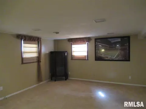 126 Collier Dr, Springfield, IL 62704 photo 12