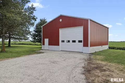 26309 E 2nd Rd, Waggoner, IL 62572 photo 20