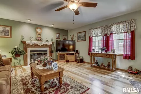 621 Tecumseh Trl, Springfield, IL 62711 photo 16