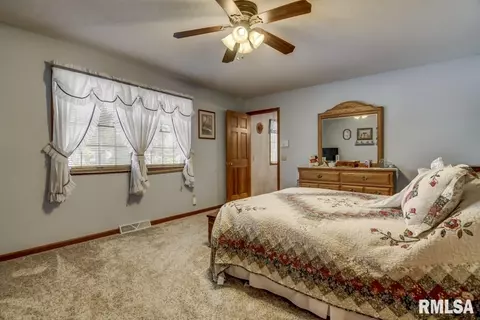 621 Tecumseh Trl, Springfield, IL 62711 photo 34