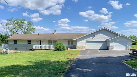 260 Maple Grove Ln, Springfield, IL 62712 photo 1