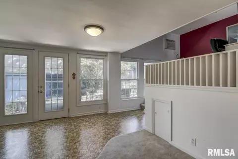 1709 W Jackson St, Springfield, IL 62704 photo 23