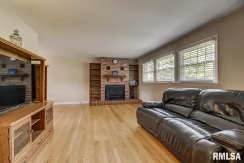 1709 W Jackson St, Springfield, IL 62704 photo 4
