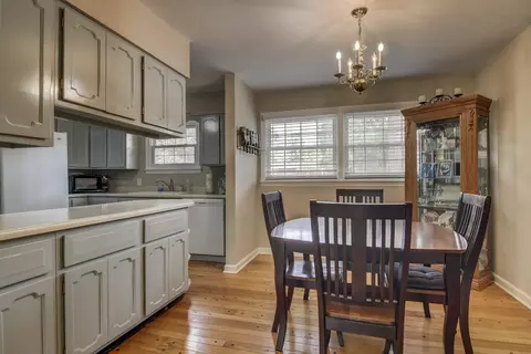 1709 W Jackson St, Springfield, IL 62704 photo 13