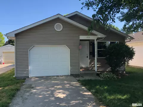 1715 E Watch Ave, Springfield, IL 62702 photo 1