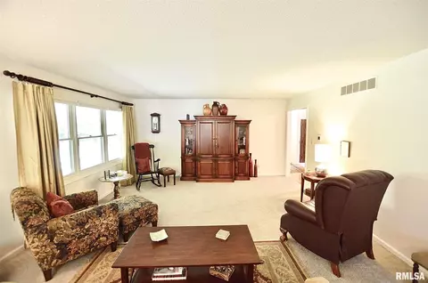 25 Sarah Ave, Springfield, IL 62703 photo 9