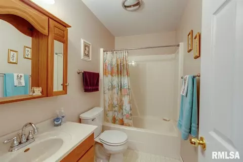 2213 Trowbridge Rd, Springfield, IL 62703 photo 16