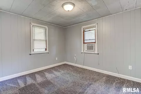 207 E Spruce St, Springfield, IL 62704 photo 28