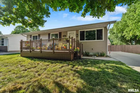 2828 Black Ave, Springfield, IL 62702 photo 1