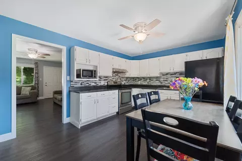 2828 Black Ave, Springfield, IL 62702 photo 17