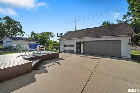 2828 Black Ave, Springfield, IL 62702 photo 7