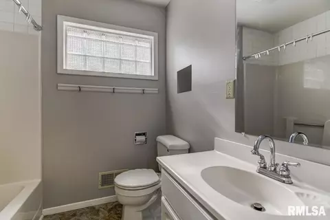 10 Scott Ct, Springfield, IL 62704 photo 19