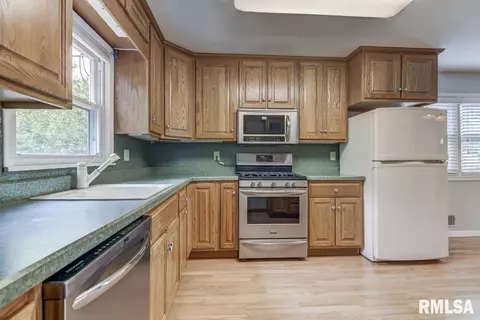 10 Scott Ct, Springfield, IL 62704 photo 11