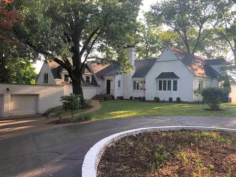 10 Virginia Ln, Springfield, IL 62712 photo 1