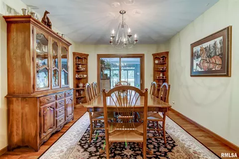 1110 Koke Mill Rd, Springfield, IL 62711 photo 7