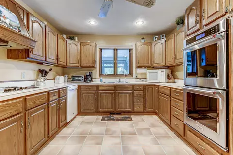 1110 Koke Mill Rd, Springfield, IL 62711 photo 11