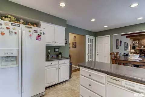 8 Delano Ln, Springfield, IL 62703 photo 13