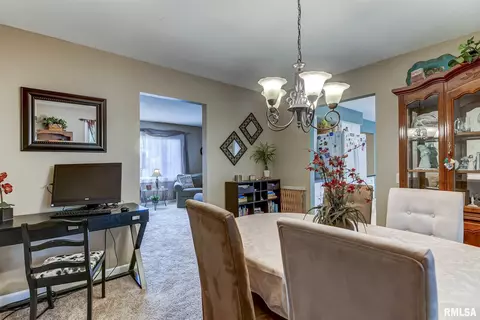 8 Delano Ln, Springfield, IL 62703 photo 8