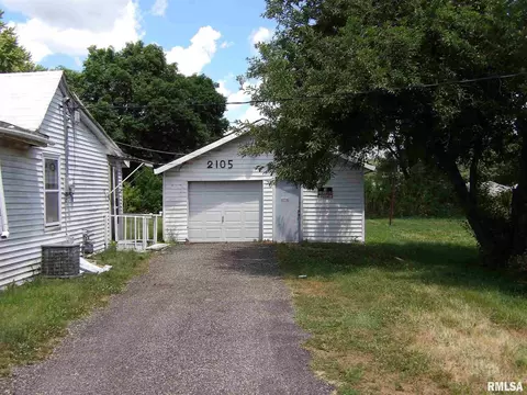 2105 E Converse St, Springfield, IL 62702 photo 6