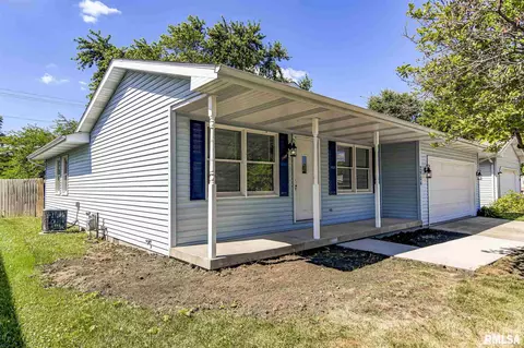 2904 Dunwich St, Springfield, IL 62702 photo 5