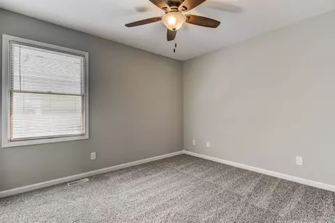 2904 Dunwich St, Springfield, IL 62702 photo 23