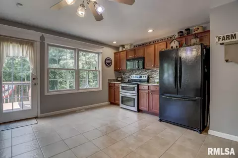 2009 Cory Dr, Springfield, IL 62702 photo 8