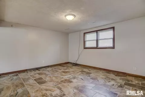 2422 Delaware Dr, Springfield, IL 62702 photo 30