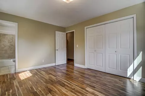 2422 Delaware Dr, Springfield, IL 62702 photo 15