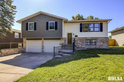 2422 Delaware Dr, Springfield, IL 62702 photo 1