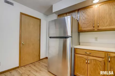 1720 N 7th St, Springfield, IL 62702 photo 17